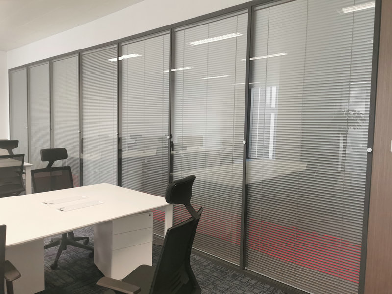 办公楼玻璃隔断